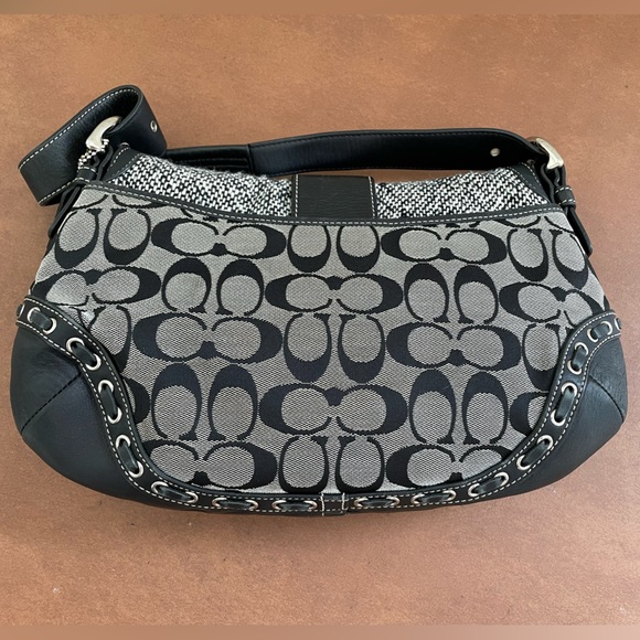 Coach EUC πHost Pick x2π flap shoulder bag- Signature grey, black with silver - Picture 6 of 14